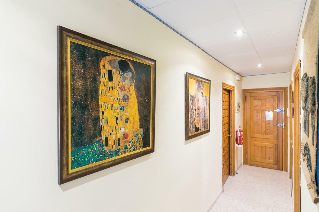 Apartamentos Turisticos TurisТоледо Номер фото