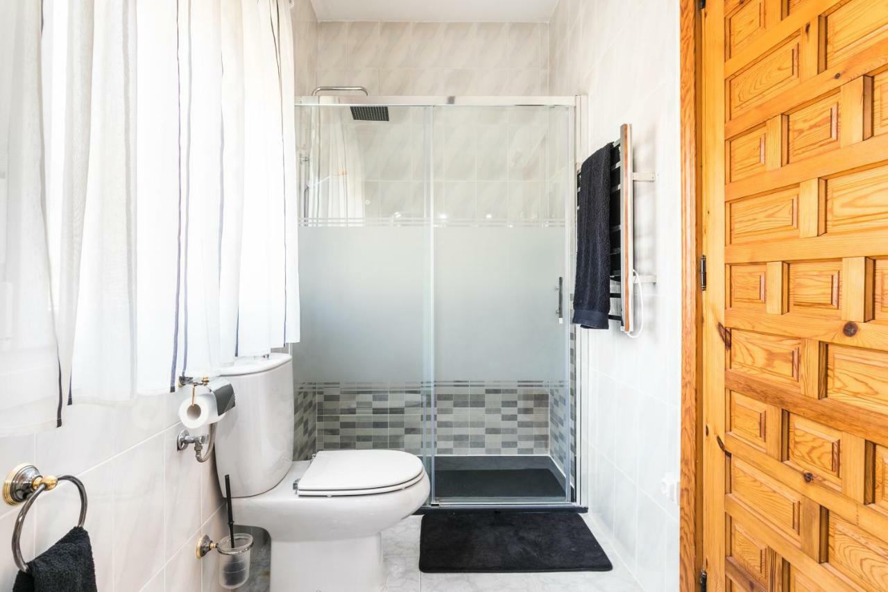 Apartamentos Turisticos TurisТоледо Номер фото